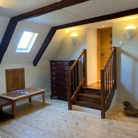 Apartman Na Statku Miskovice  エクステリア 写真
